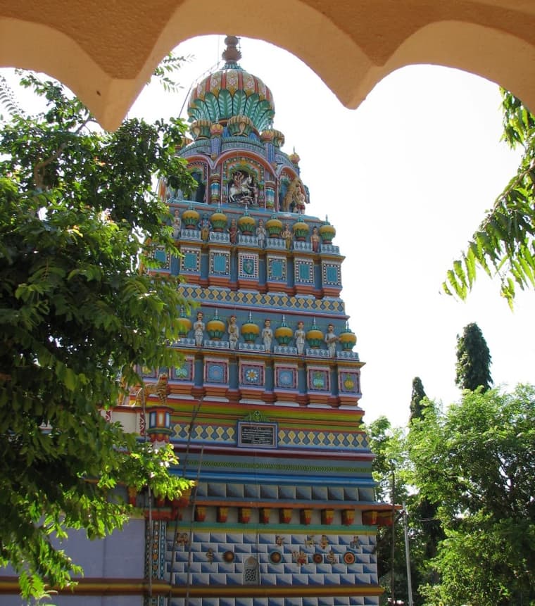 मंदिराचे शिखर